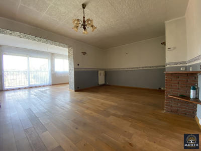 Maison - 97 m² - 6 pièces