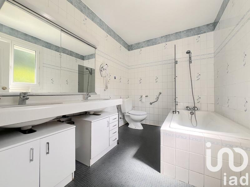 Maison - 147 m² - 6 pièces