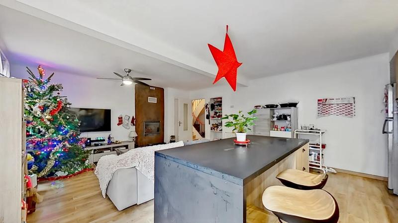 Maison - 92 m² - 4 pièces