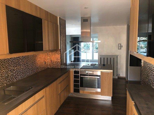 Appartement - 115 m² - 4 pièces