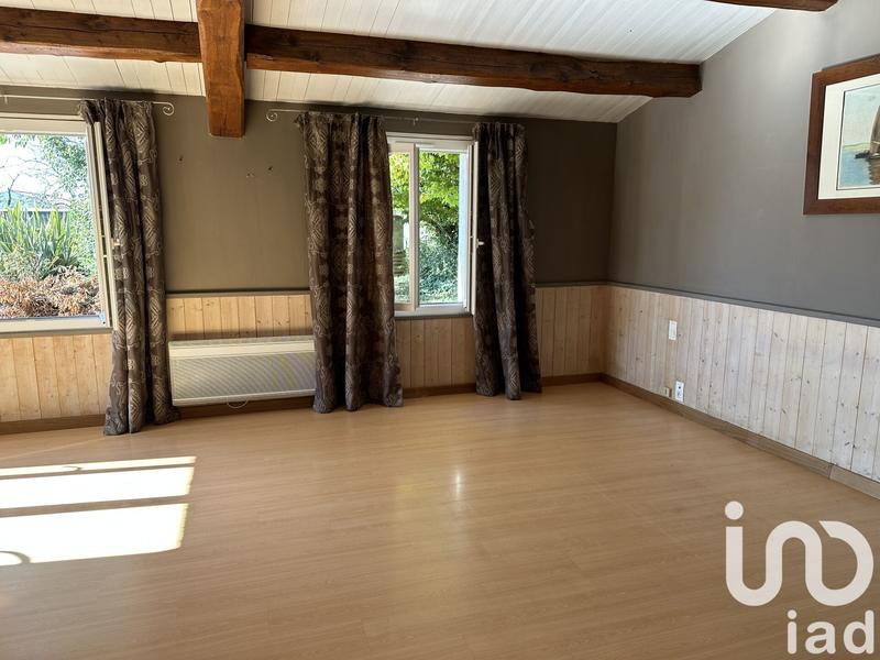 Maison - 209 m² - 8 pièces