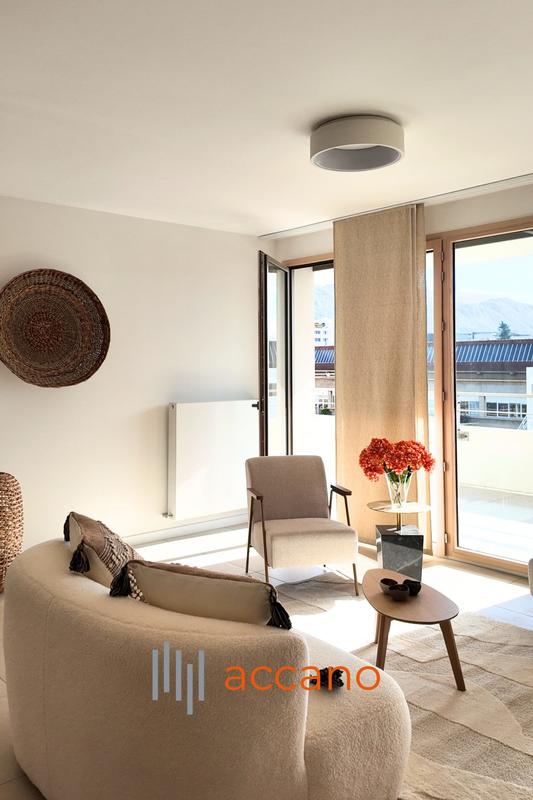 Appartement - 85 m² - 4 pièces