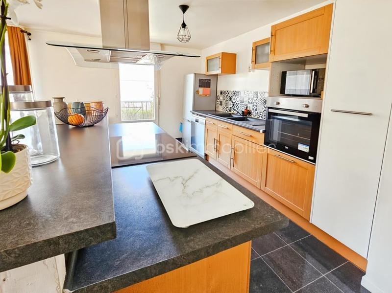 Appartement - 65 m² - 3 pièces