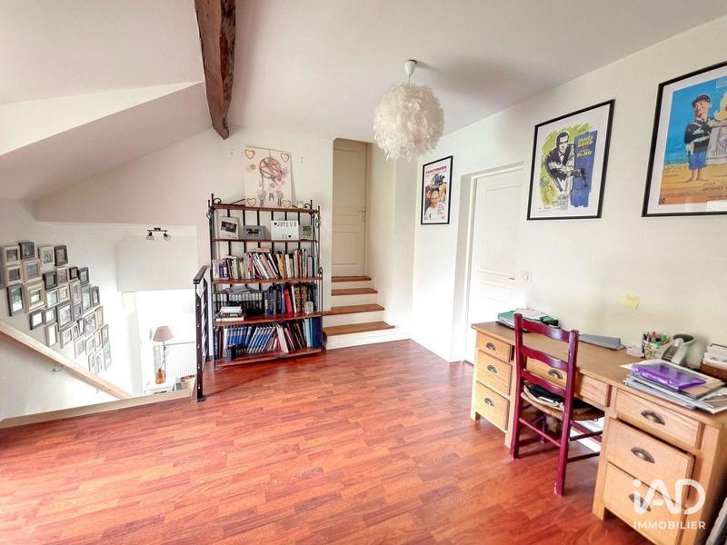 Maison - 270 m² - 5 pièces