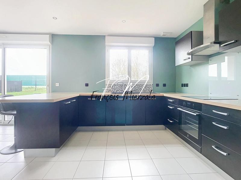 Maison - 120 m² - 6 pièces