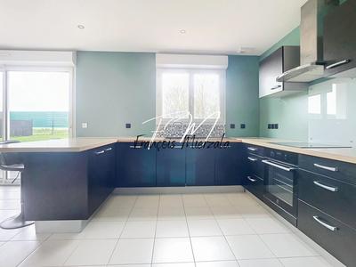 Maison - 120 m² - 6 pièces