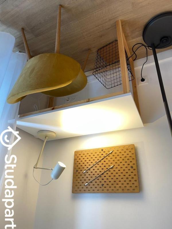 Chambre - 9 m² - 1 pièce