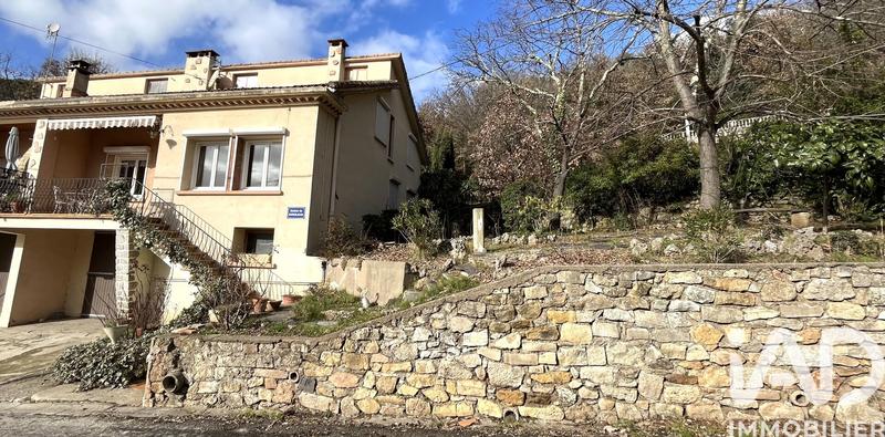 Maison - 115 m² - 6 pièces