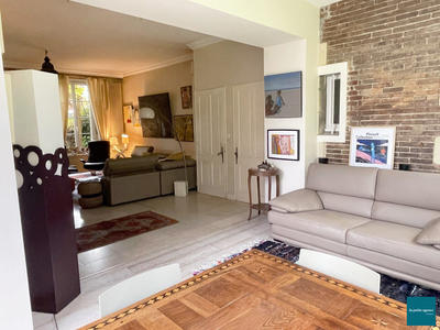 Maison - 224 m² - 8 pièces