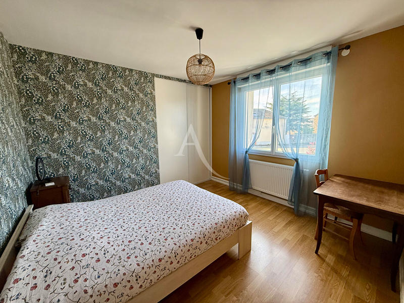 Maison - 193 m² - 8 pièces