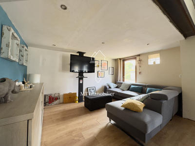 Maison - 181 m² - 8 pièces