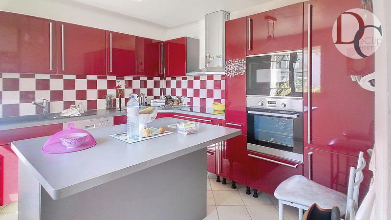 Maison - 190 m² - 7 pièces