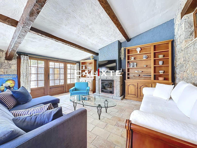 Villa - 270 m² - 8 pièces