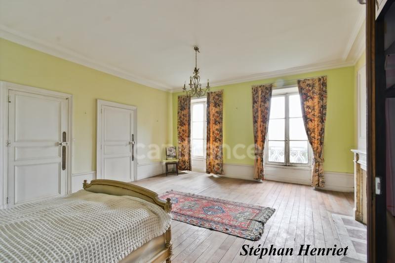 Maison de maîtres - 388 m² - 9 pièces