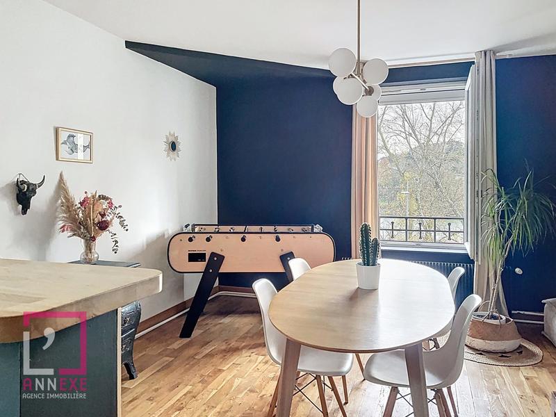 Appartement - 95 m² - 4 pièces