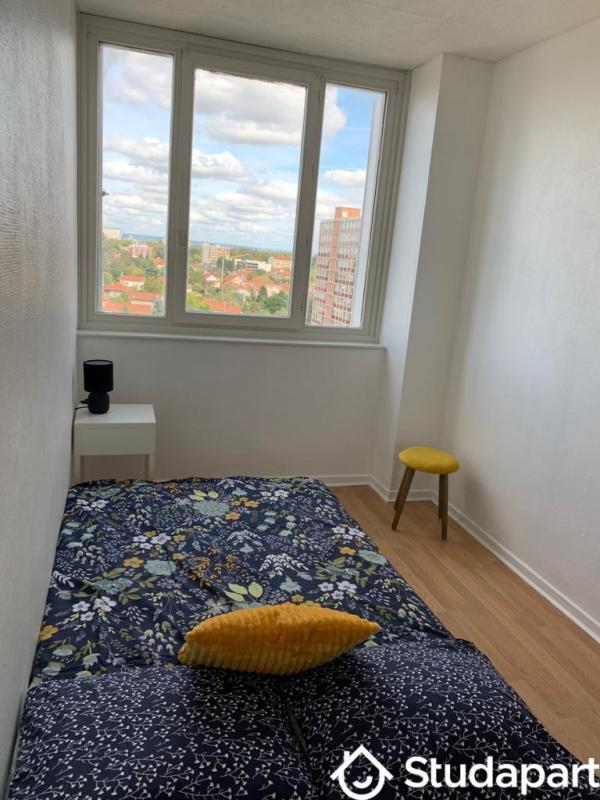 Chambre - 12 m² - 1 pièce