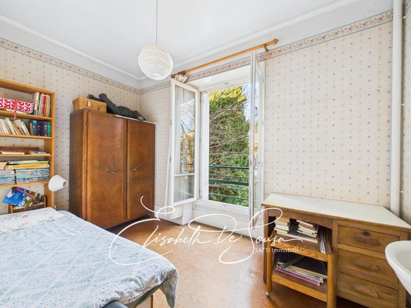 Maison de maîtres - 200 m² - 9 pièces