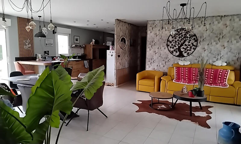 Maison - 140 m² - 6 pièces