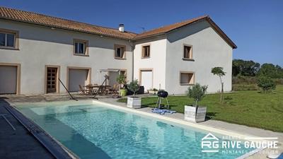 Maison - 179 m² - 6 pièces