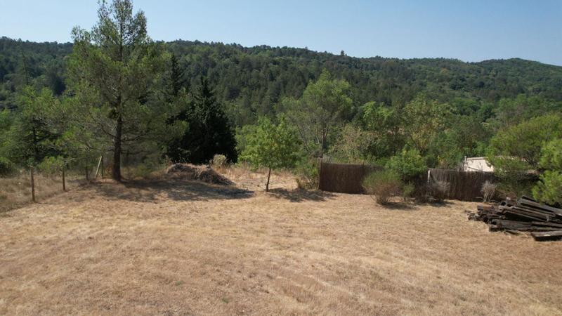 Terrain constructible - 1 754 m²