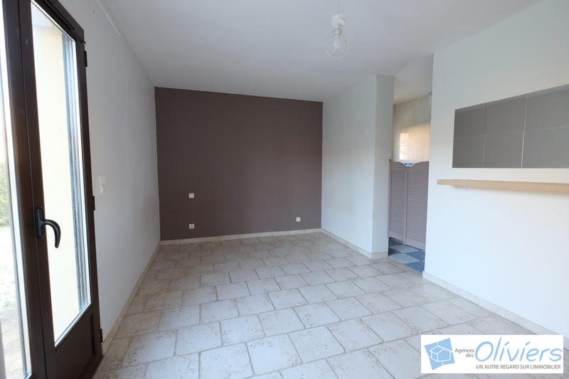 Maison - 260 m² - 9 pièces