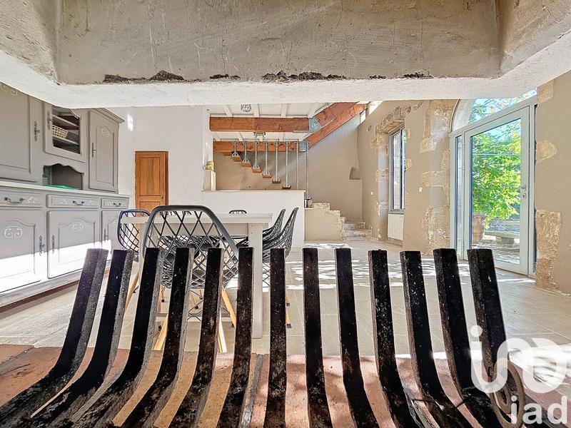 Maison - 204 m² - 9 pièces