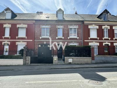 Maison - 121 m² - 6 pièces