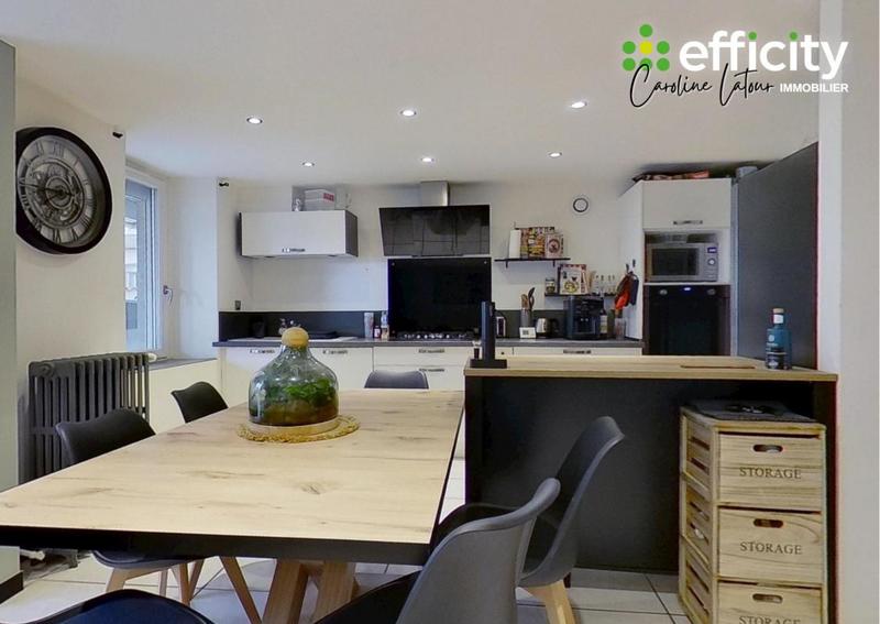 Maison - 105 m² - 5 pièces