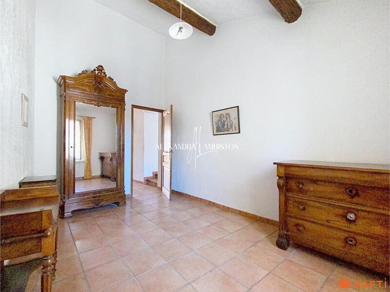 Maison de village - 130 m² - 6 pièces