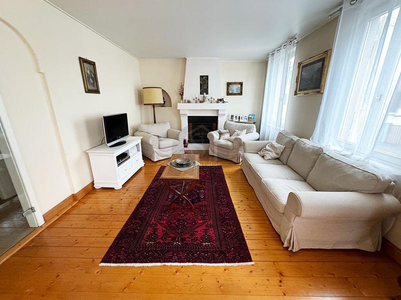 Maison - 127 m² - 5 pièces