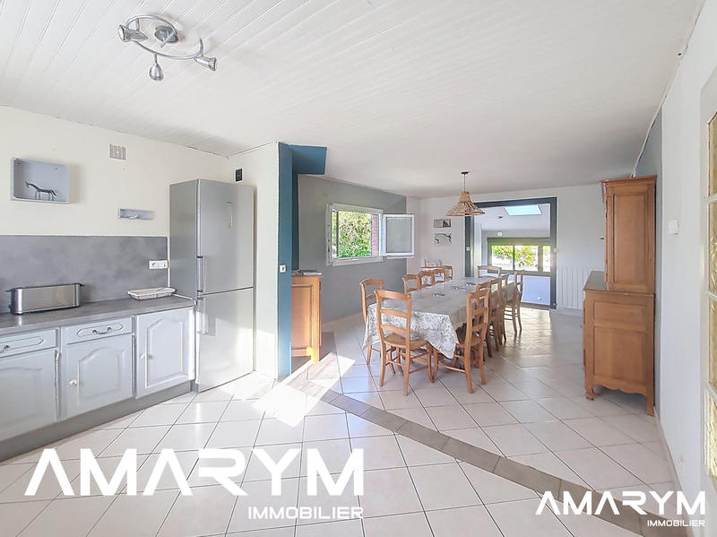 Maison - 168 m² - 7 pièces