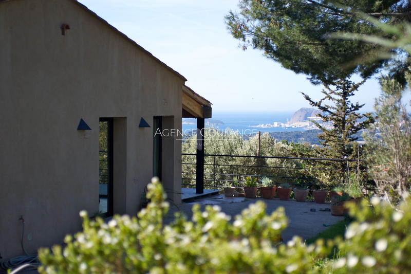 Villa - 180 m² - 5 pièces