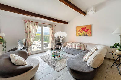 Villa - 100 m² - 4 pièces