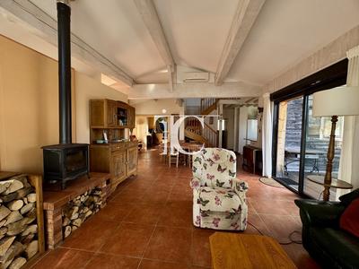 Maison de bois - 136 m² - 5 pièces