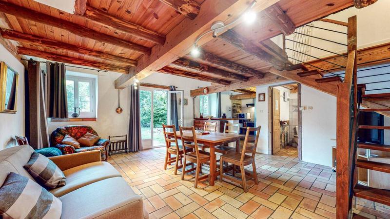 Demeure - 677 m² - 26 pièces