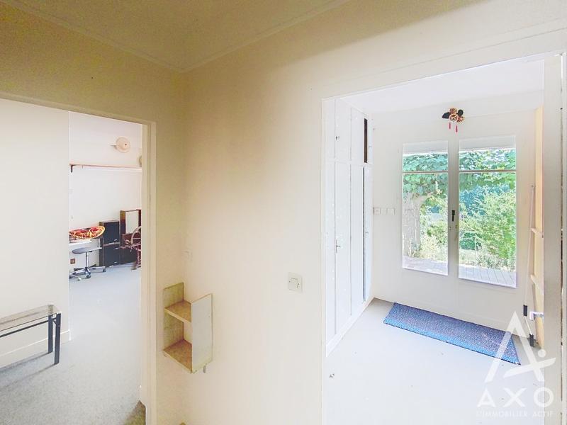 Maison - 228 m² - 7 pièces