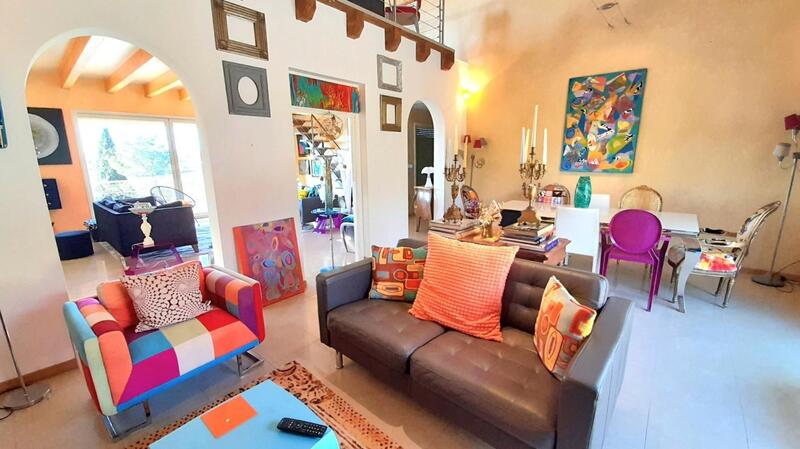 Villa - 250 m² - 9 pièces