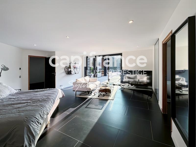 Maison - 477 m² - 12 pièces