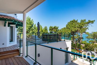 Appartement - 110 m² - 3 pièces