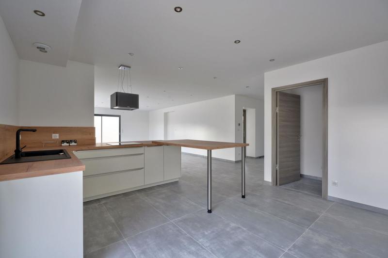 Maison - 135 m² - 4 pièces