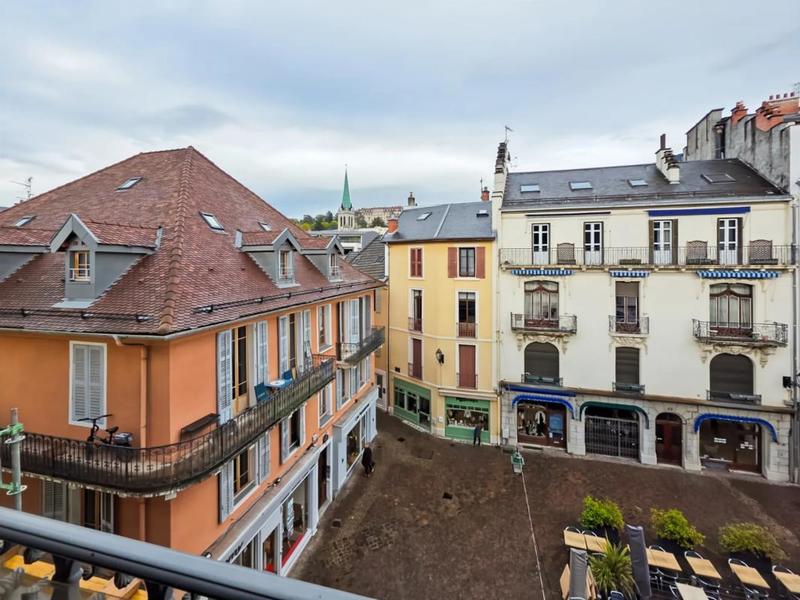 Appartement - 107 m² - 5 pièces