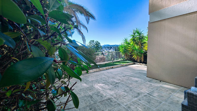 Appartement - 82 m² - 4 pièces