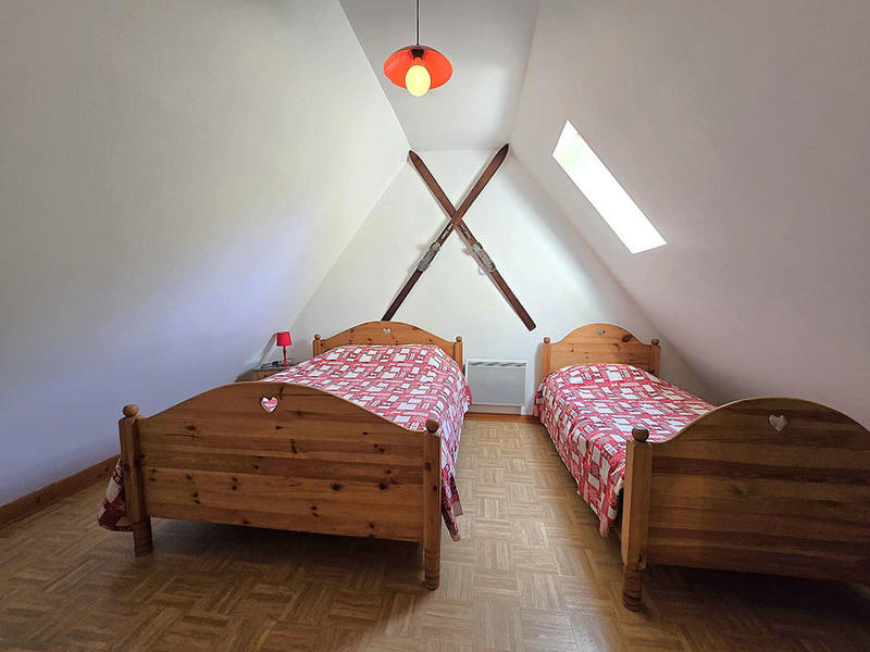 Maison - 223 m² - 8 pièces