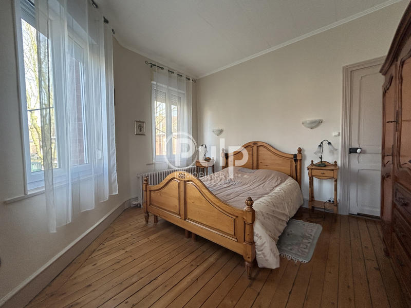 Maison bourgeoise - 235 m² - 7 pièces