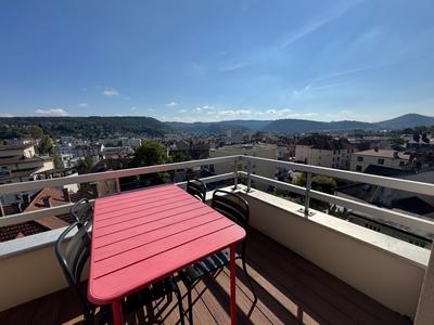 Appartement - 92 m² - 5 pièces