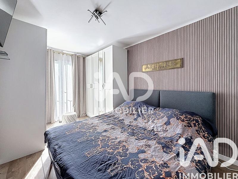 Appartement - 80 m² - 4 pièces