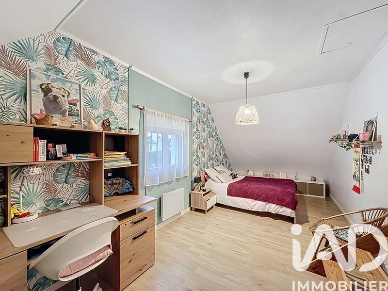 Maison - 202 m² - 7 pièces