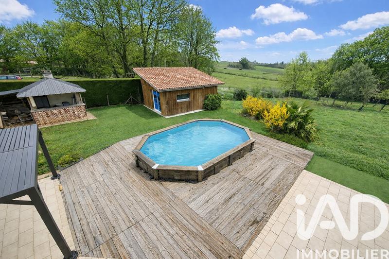 Maison - 199 m² - 9 pièces