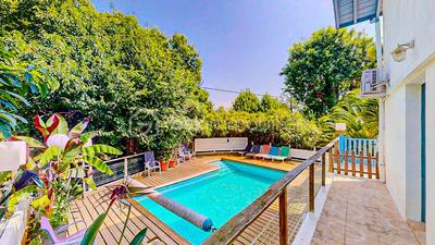 Maison - 152 m² - 5 pièces