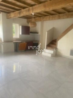 Maison de village - 70 m² - 3 pièces